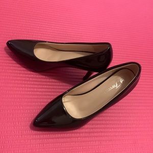 Forever New Women black heels size 6